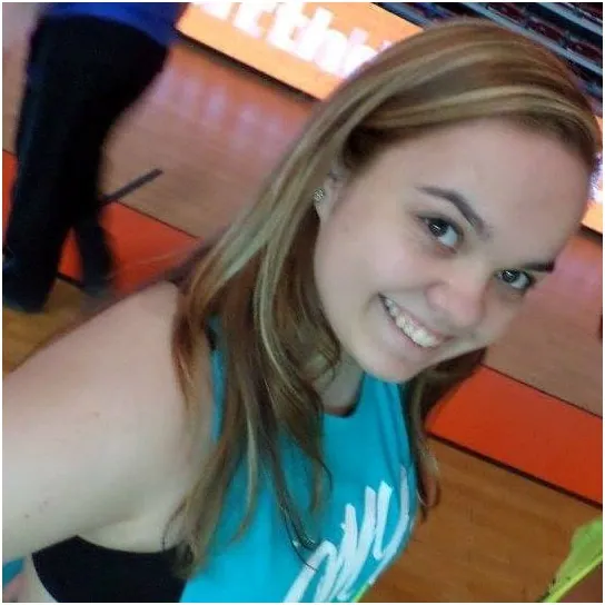 Bata Flóra Zumba és Strong oktató